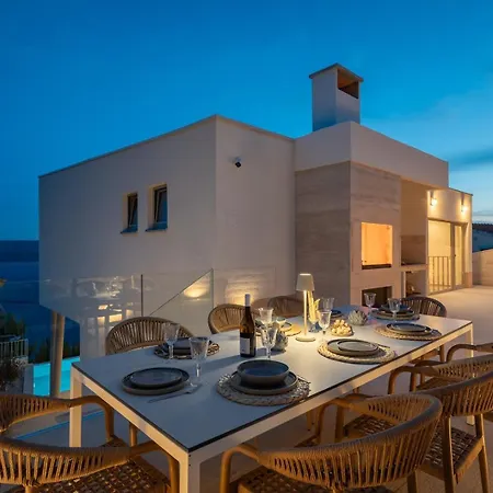 Villa New Boutique Nana Celina